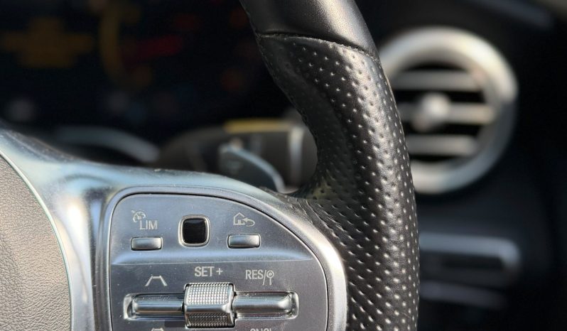 
								Mercedes Benz C200 full									