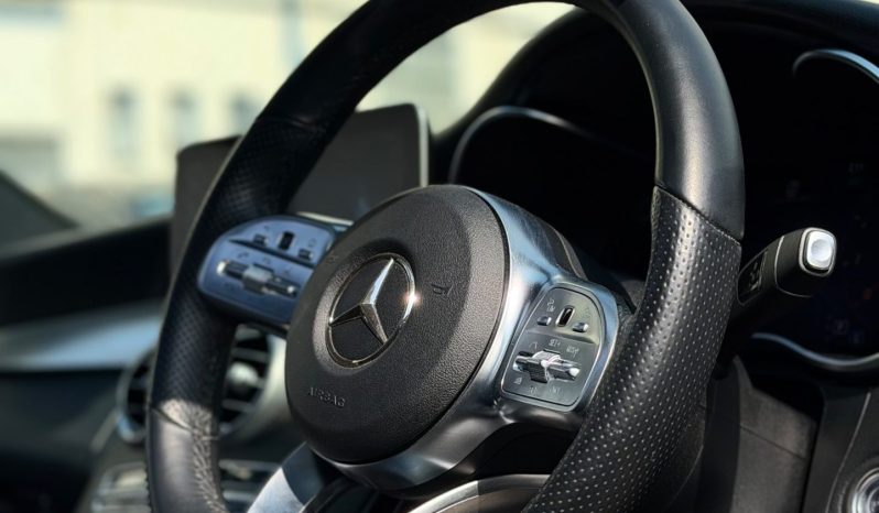 
								Mercedes Benz C200 full									