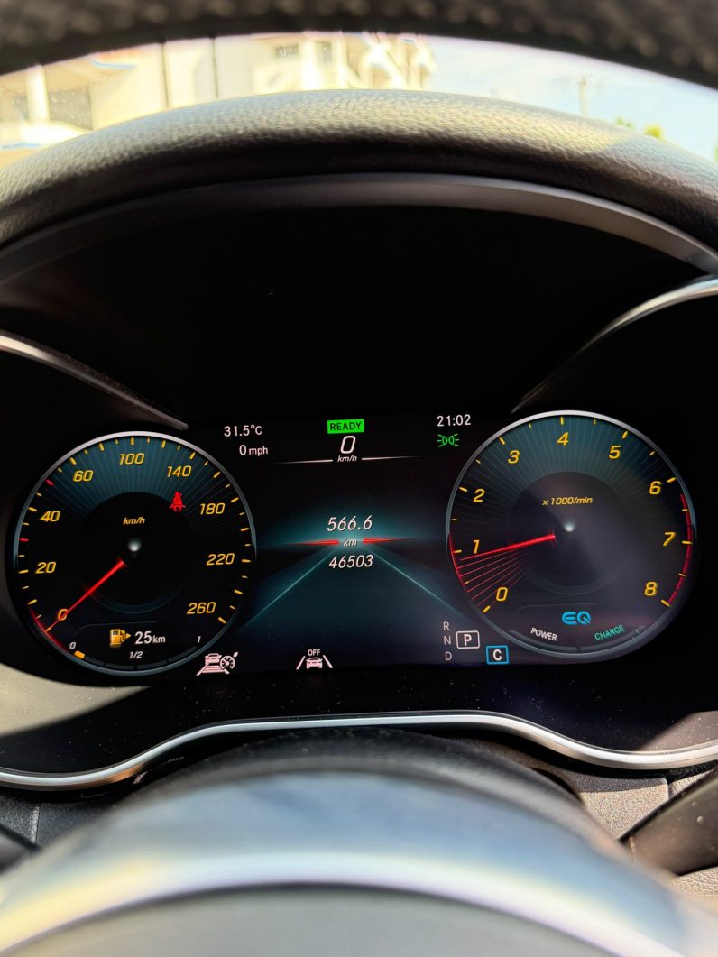 
								Mercedes Benz C200 full									