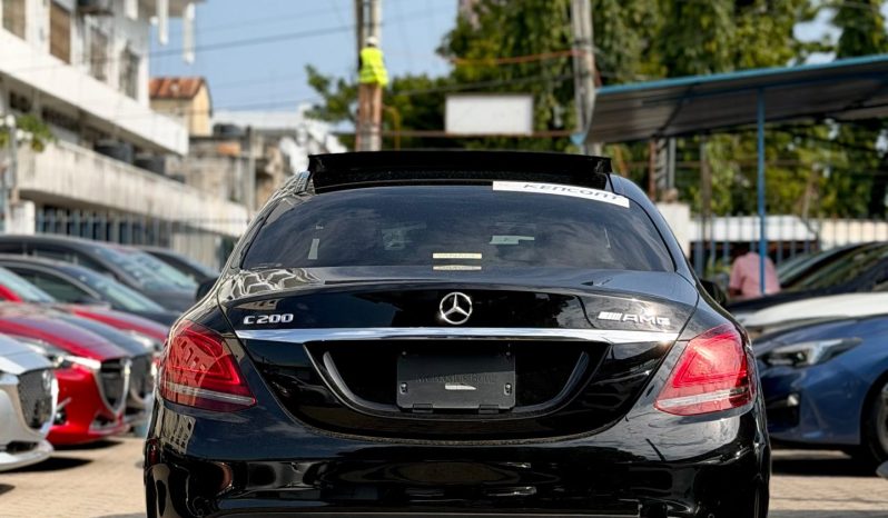 
								Mercedes Benz C200 full									
