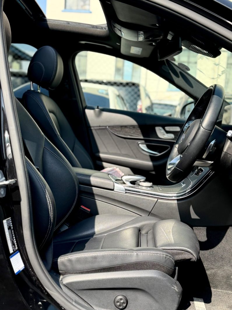 
								Mercedes Benz C200 full									