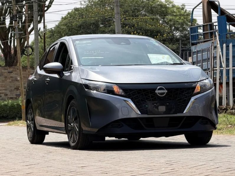 
								Nissan Note E-Power full									