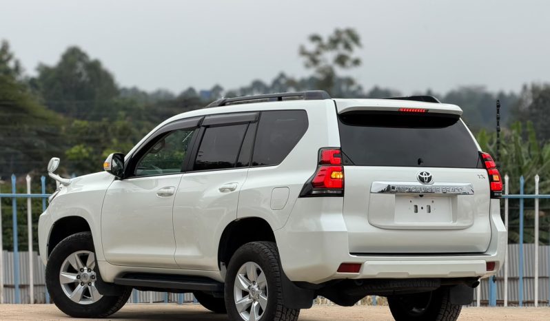 
								Toyota Land cruiser prado Tx full									