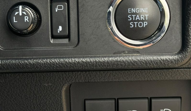 
								Toyota Land cruiser prado Tx full									