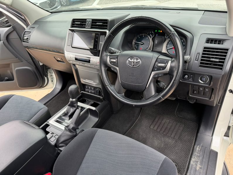 
								Toyota Land cruiser prado Tx full									