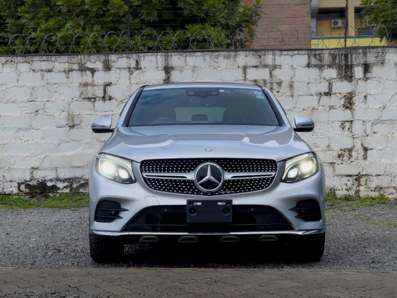 
								Mercedes Benz GLC 220d full									