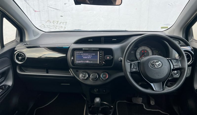 
								Toyota Vitz full									