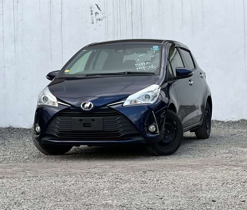 
								Toyota Vitz full									