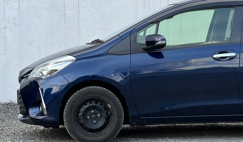 
								Toyota Vitz full									