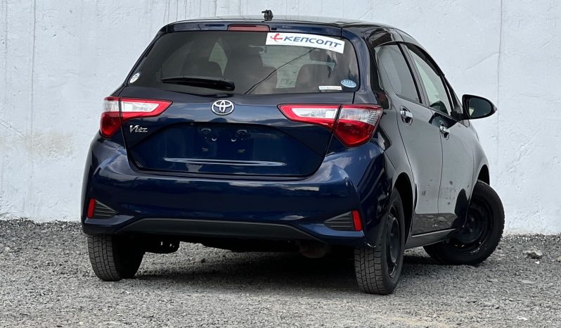
								Toyota Vitz full									