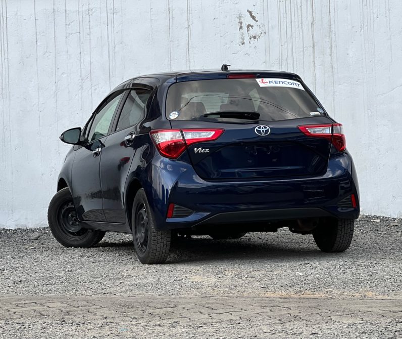 
								Toyota Vitz full									