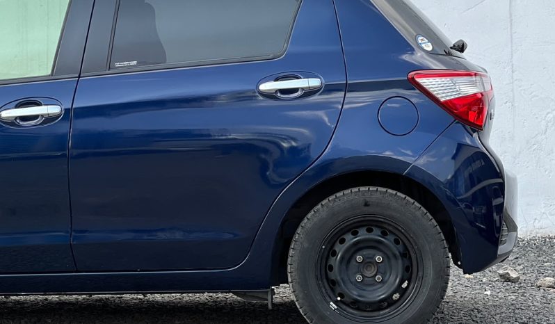 
								Toyota Vitz full									