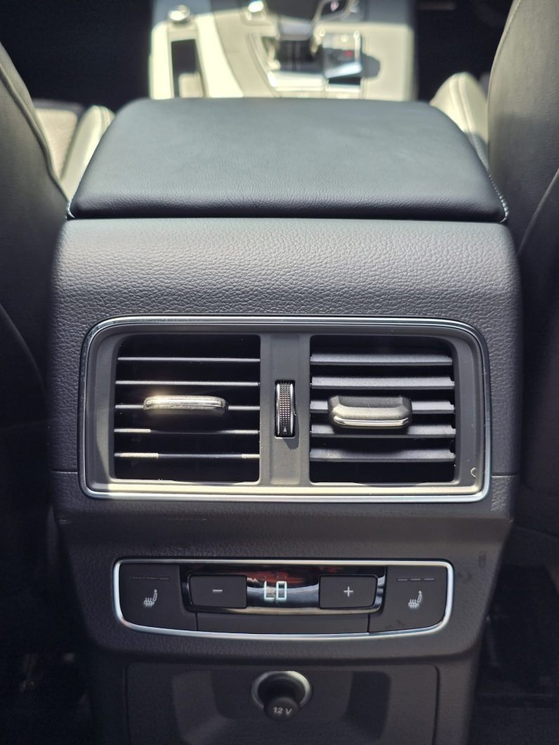 
								Audi Q5 full									