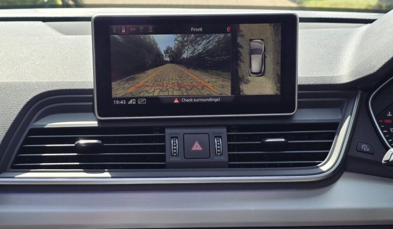 
								Audi Q5 full									