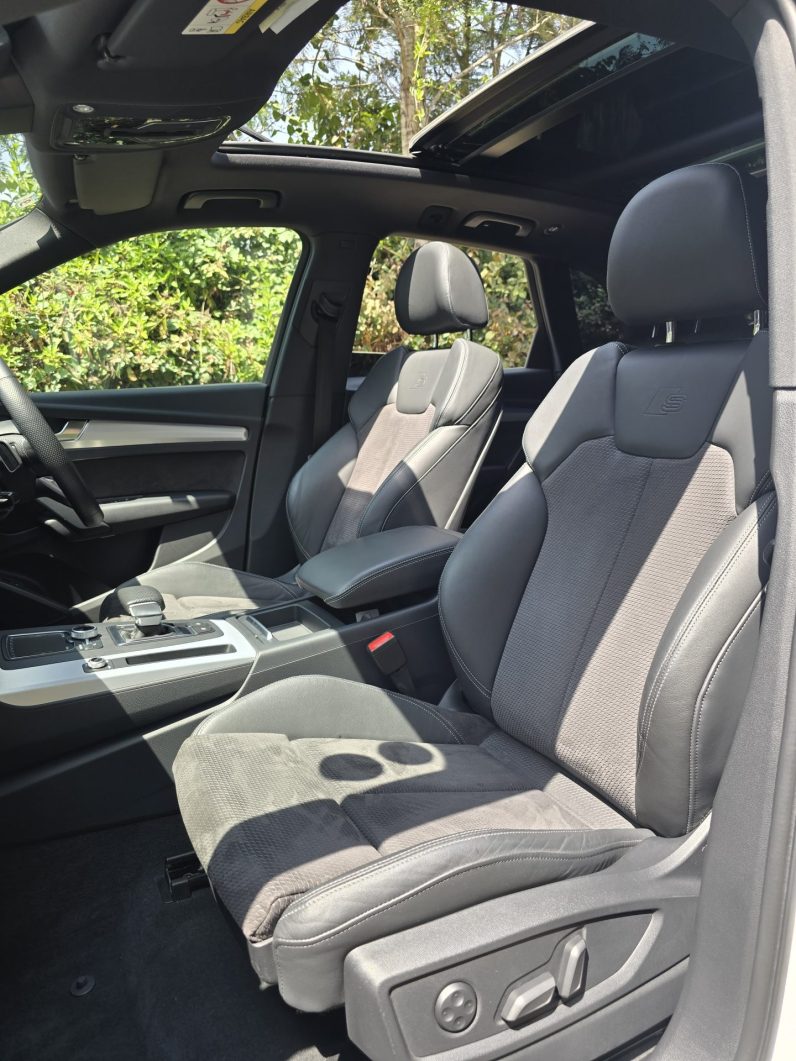 
								Audi Q5 full									
