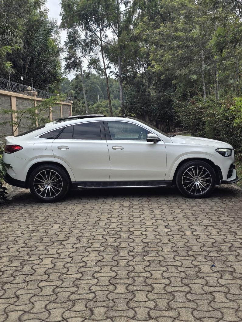 
								Mercedes Benz GLE 400d full									