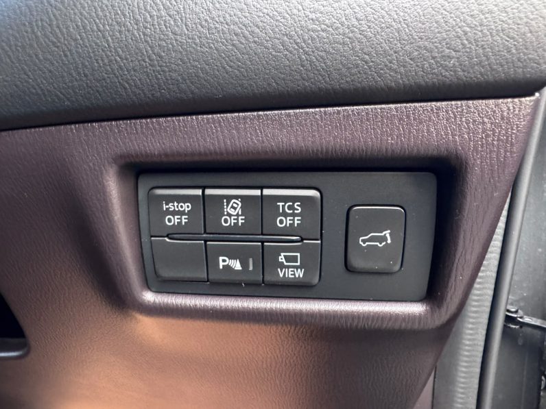 
								Mazda CX-8 full									