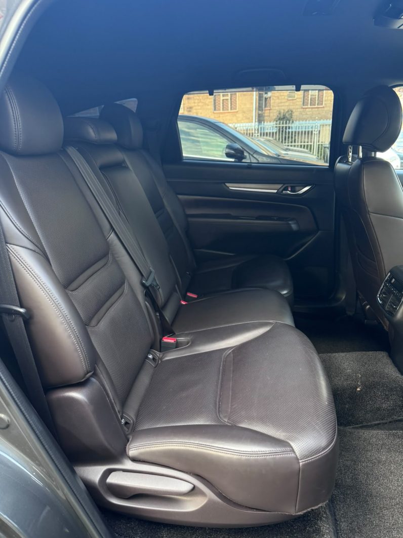 
								Mazda CX-8 full									