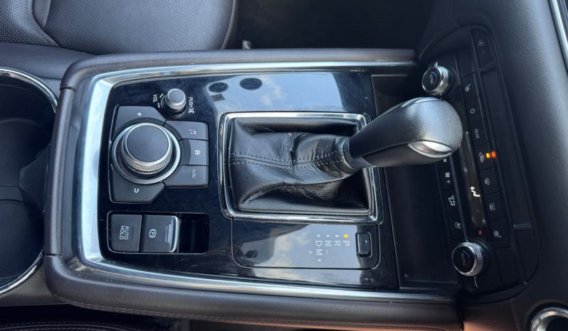 
								Mazda CX-8 full									