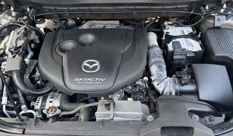 
								Mazda CX-8 full									