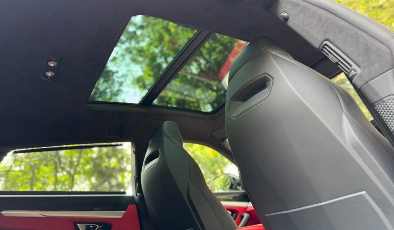 
								LAMBORGHINI URUS full									