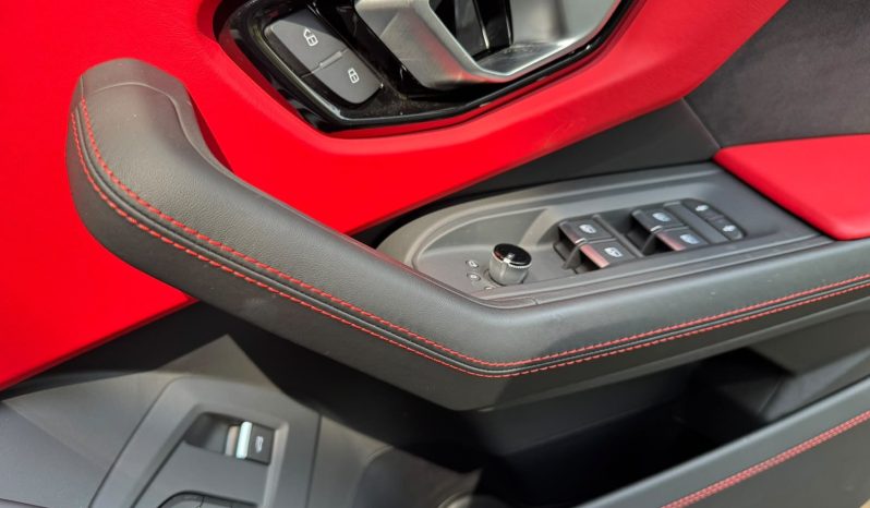 
								LAMBORGHINI URUS full									
