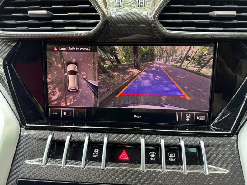 
								LAMBORGHINI URUS full									