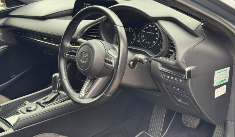 
								Mazda 3 full									
