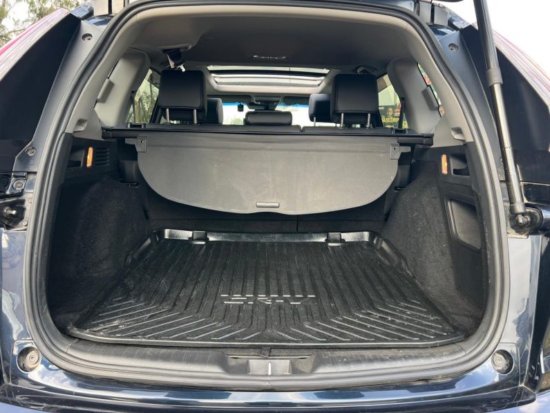 
								Honda CR-V full									
