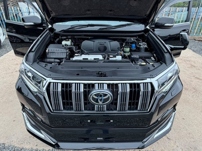 
								Toyota Landcruiser Prado TX full									