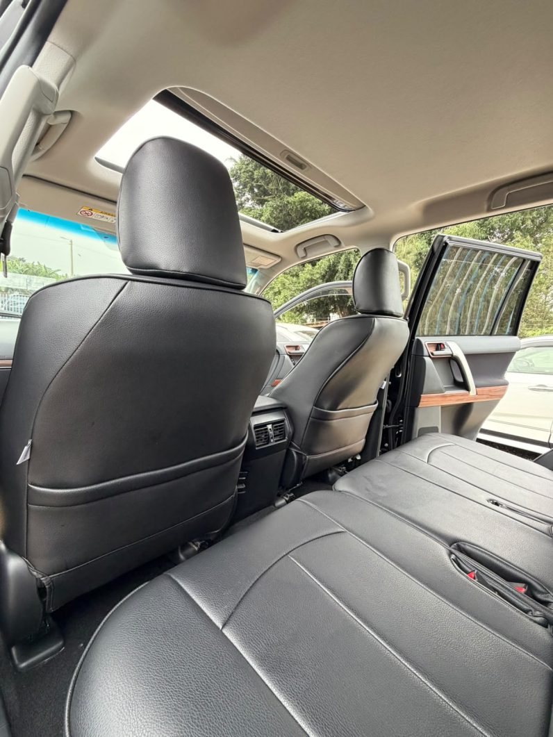 
								Toyota Landcruiser Prado TX full									