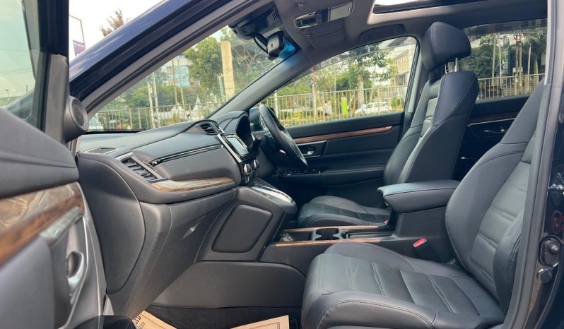 
								Honda CR-V full									