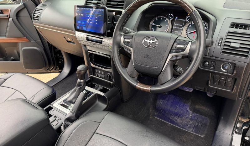 
								Toyota Landcruiser Prado TX full									