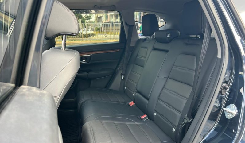 
								Honda CR-V full									
