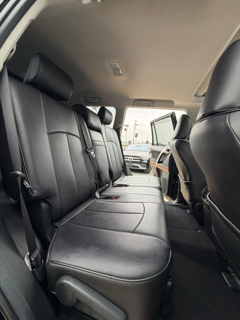 
								Toyota Landcruiser Prado TX full									