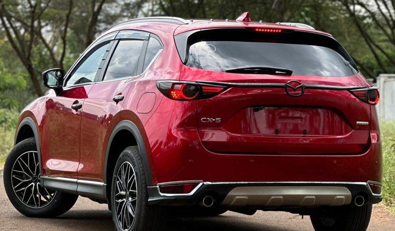 
								Mazda CX-5 full									