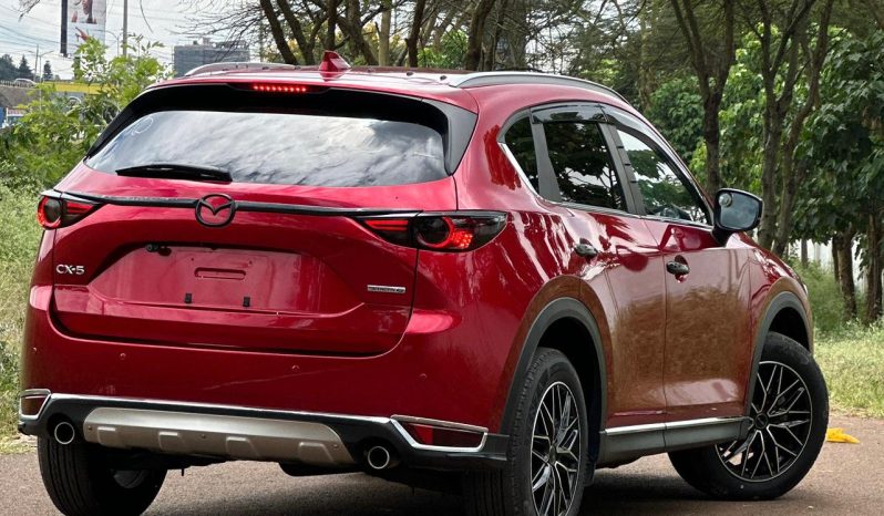
								Mazda CX-5 full									