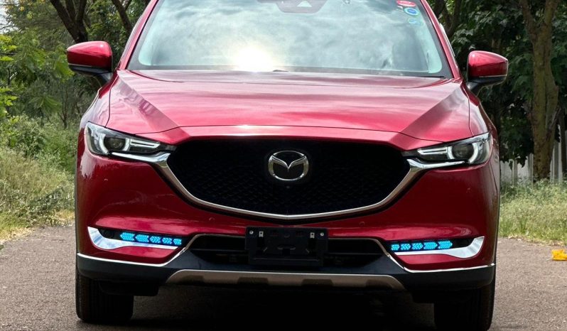 
								Mazda CX-5 full									