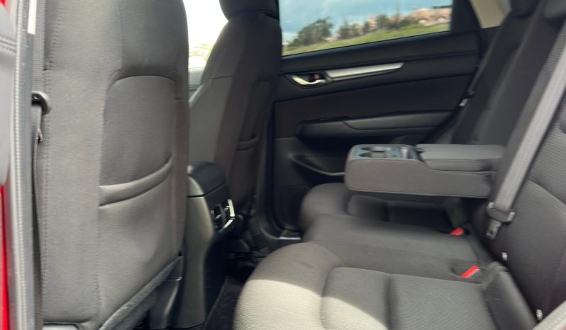 
								Mazda CX-5 full									