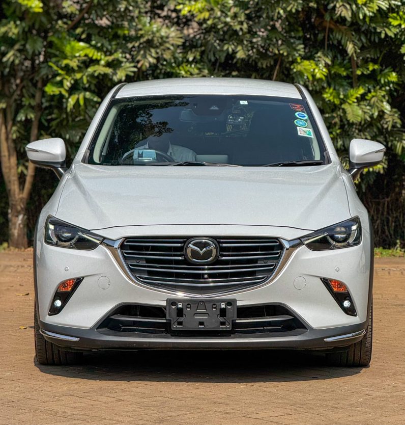 
								Mazda CX-3 full									