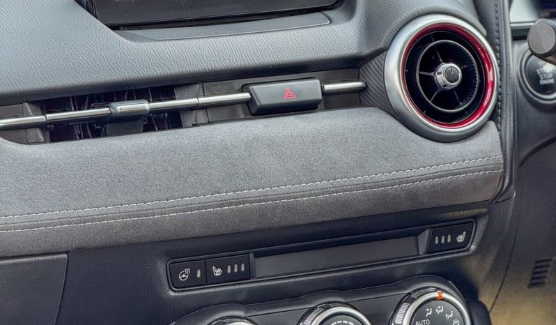 
								Mazda CX-3 full									