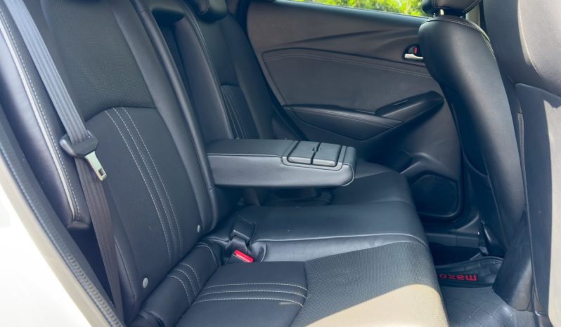 
								Mazda CX-3 full									