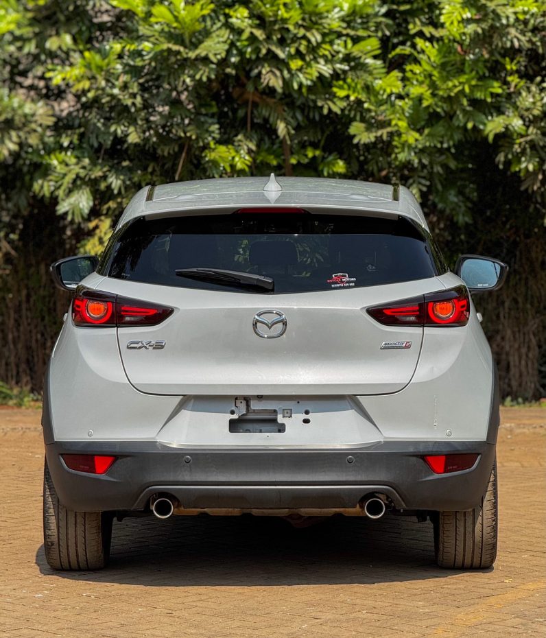 
								Mazda CX-3 full									