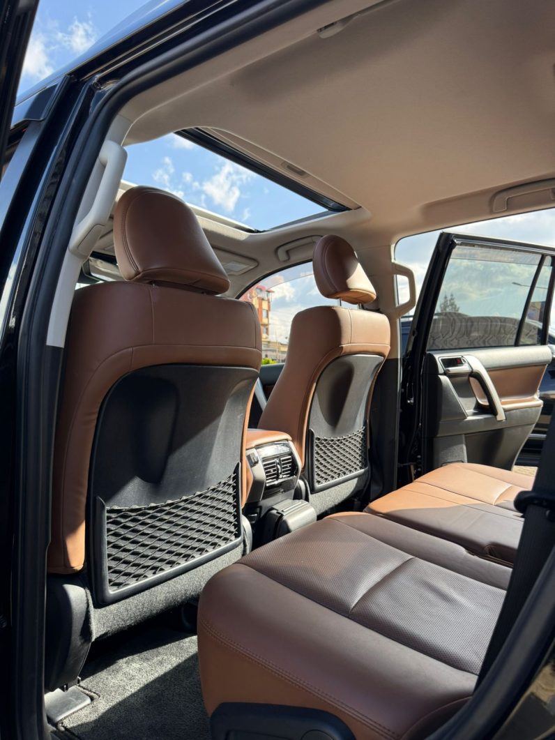
								Toyota Landcruiser Prado TXL full									