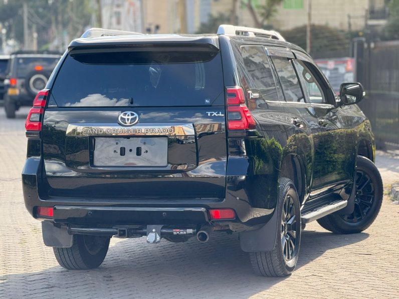 
								Toyota Landcruiser Prado TXL full									