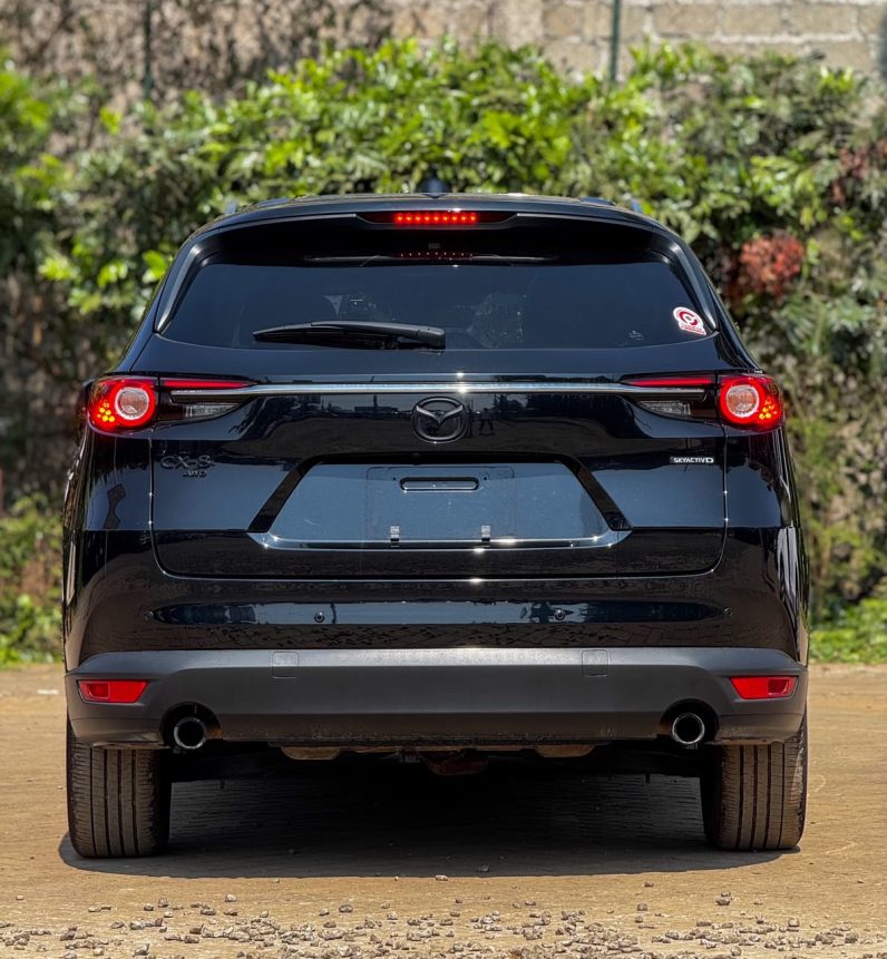 
								Mazda CX-8 full									