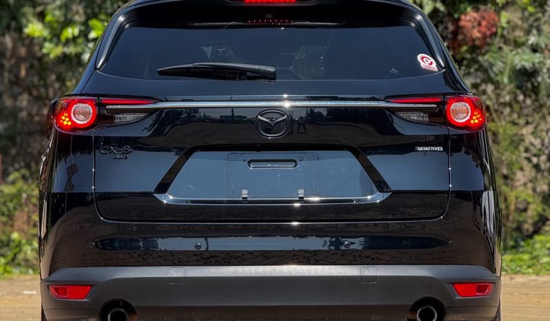 
								Mazda CX-8 full									
