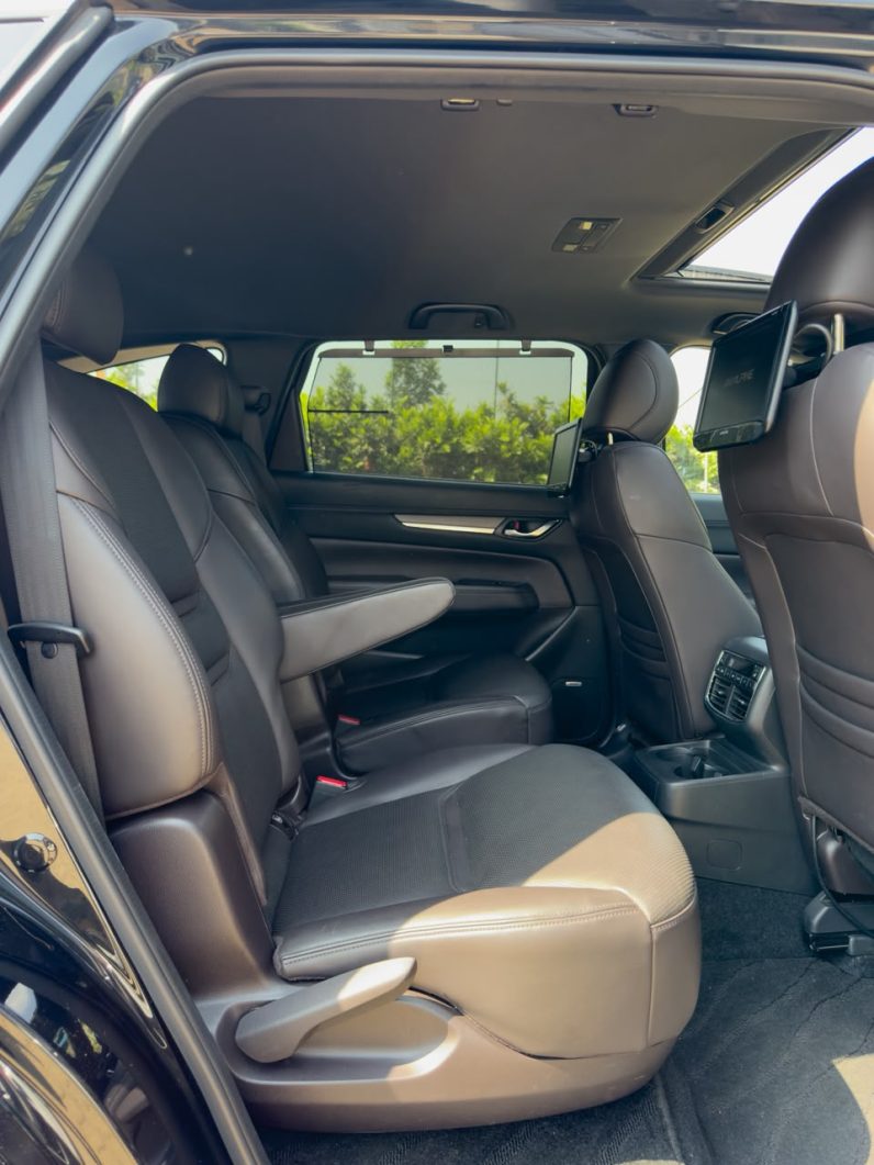 
								Mazda CX-8 full									