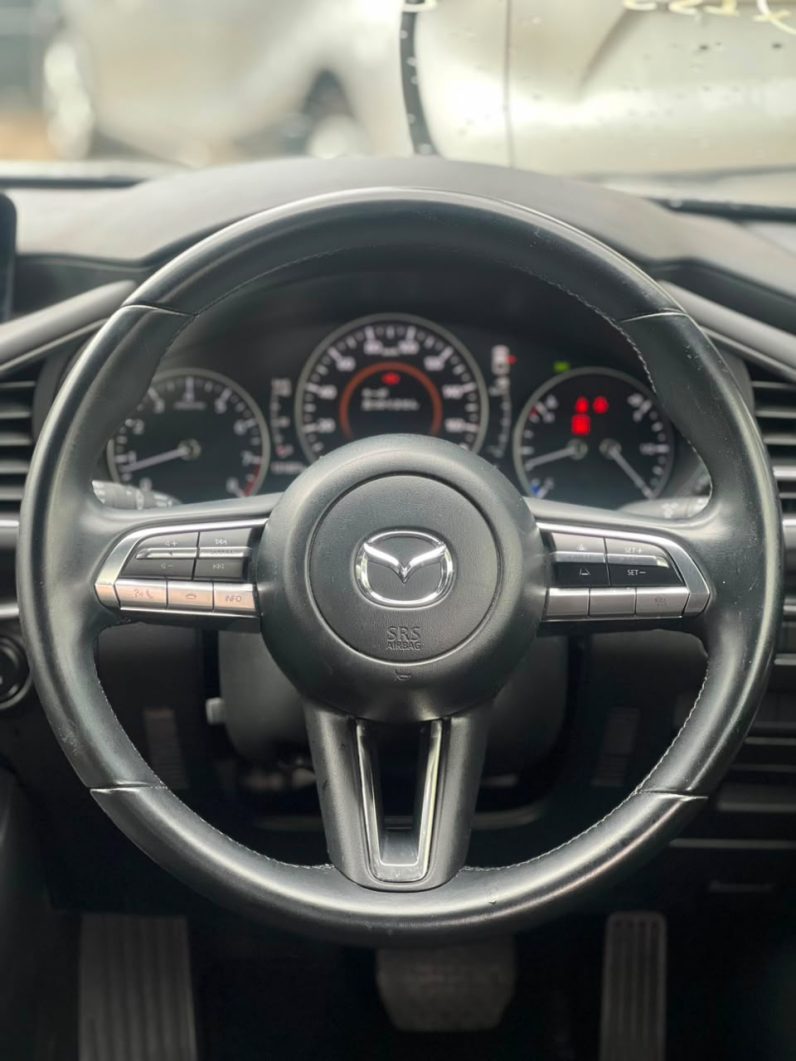
								Mazda 3 full									