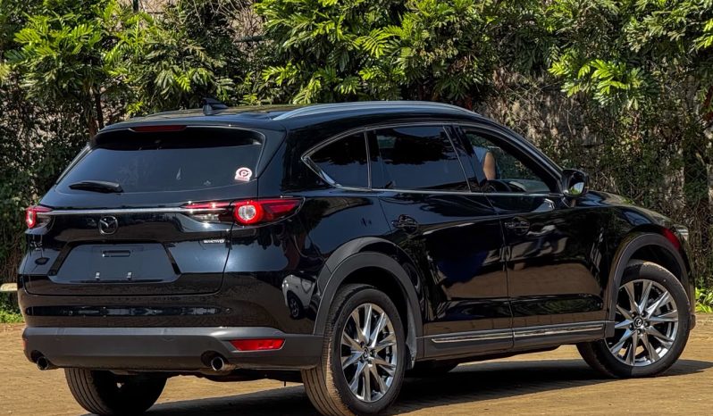 
								Mazda CX-8 full									